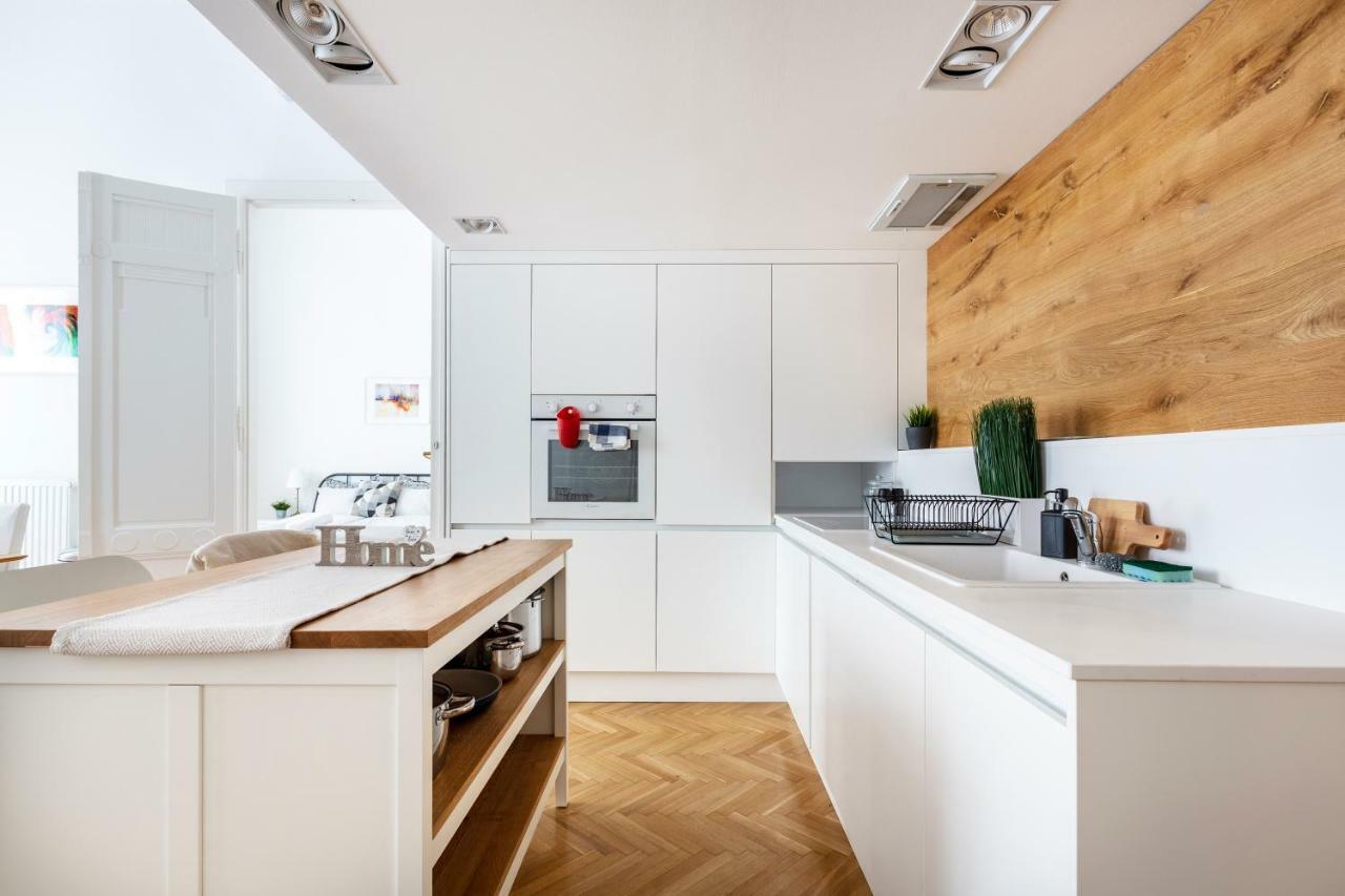 Exclusive Downtown Bella Home Budapeste Exterior foto