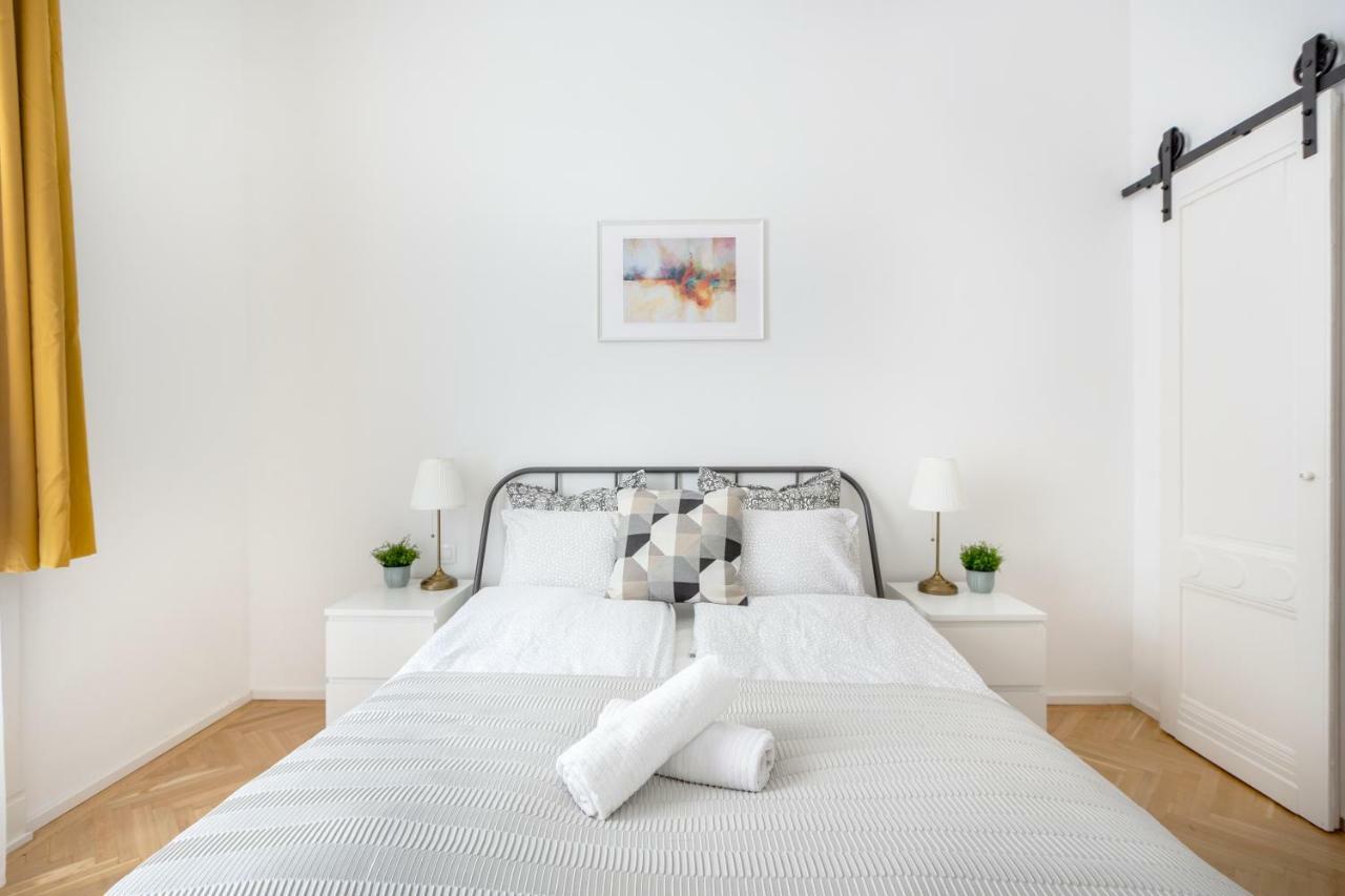 Exclusive Downtown Bella Home Budapeste Exterior foto